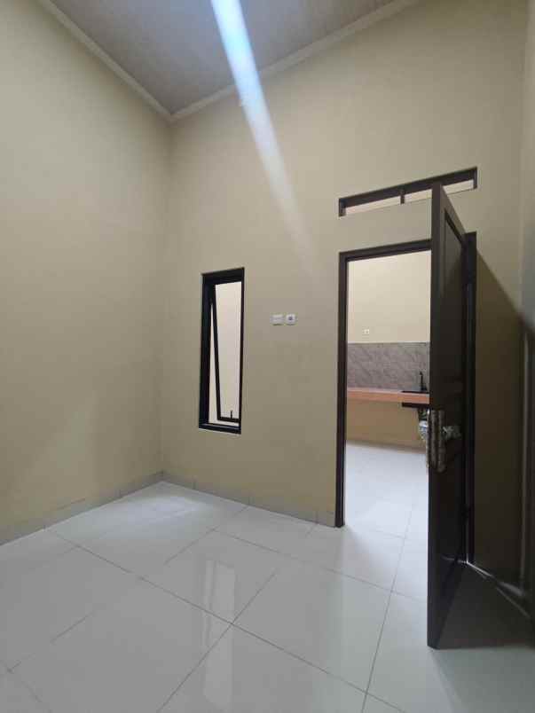 dijual rumah sektor 5 pondok ungu permai