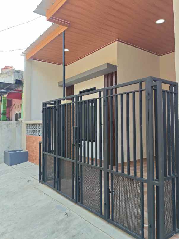 dijual rumah sektor 5 pondok ungu permai