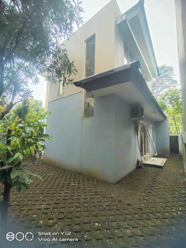 dijual rumah sentul city