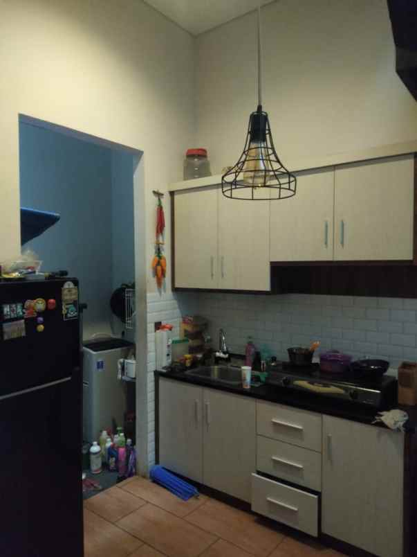 dijual rumah serpong tangerang selatan