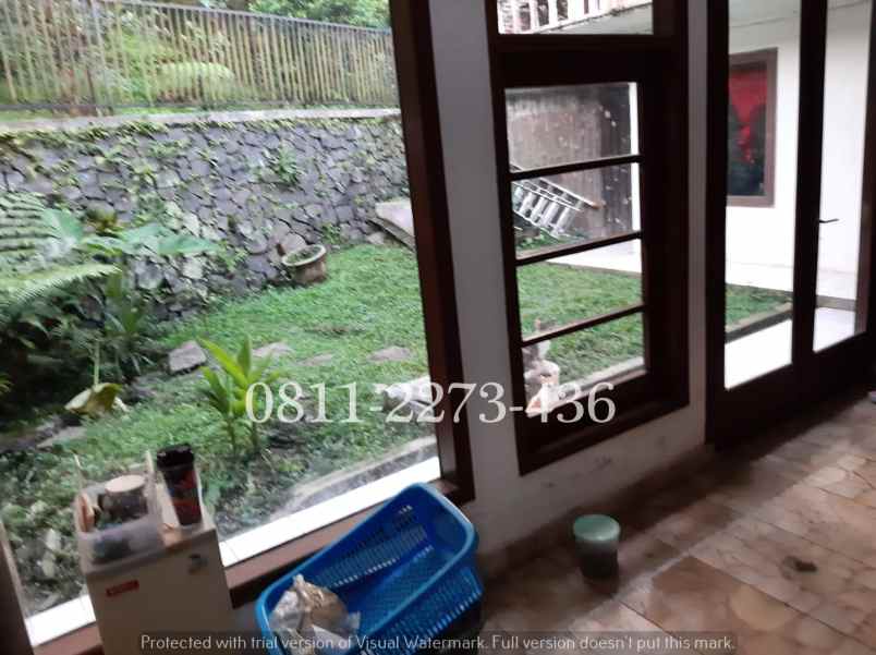 dijual rumah setiabudi