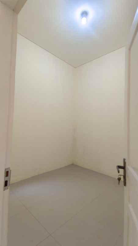 dijual rumah siap huni di lokasi emas