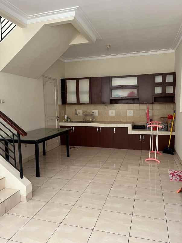 dijual rumah siap huni kota wisata cibubur bogor