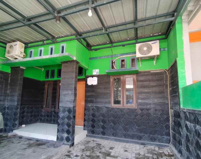 dijual rumah strategis