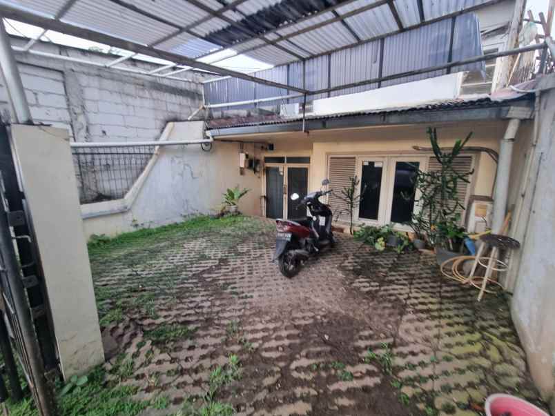 dijual rumah strategis di bintaro permai ii jaksel