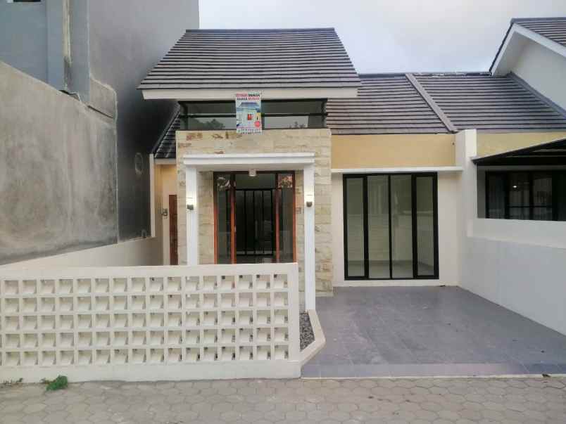 dijual rumah sukoharjo ngaglik sleman