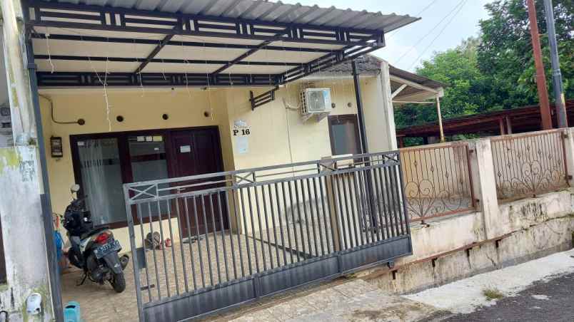 dijual rumah sumampir