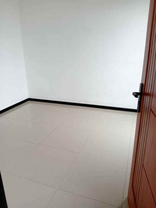 dijual rumah sumberkradenan pakis malang