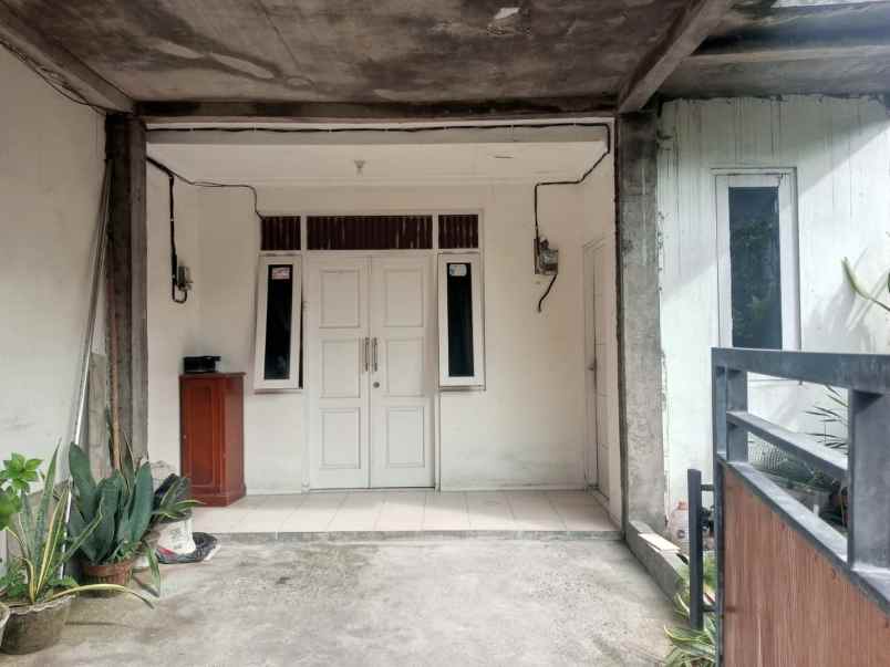 dijual rumah taman griya jimbaran