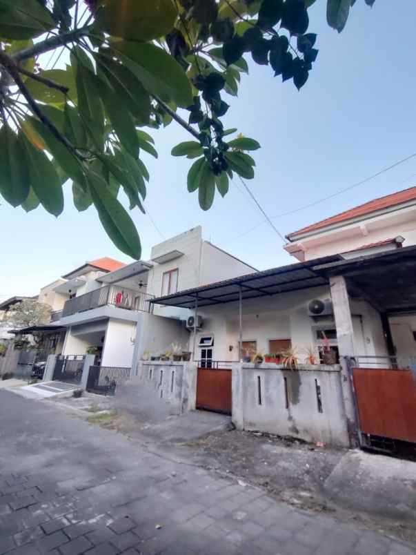 dijual rumah taman griya jimbaran