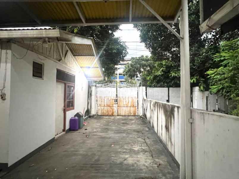 dijual rumah taman griya pratama kelapa