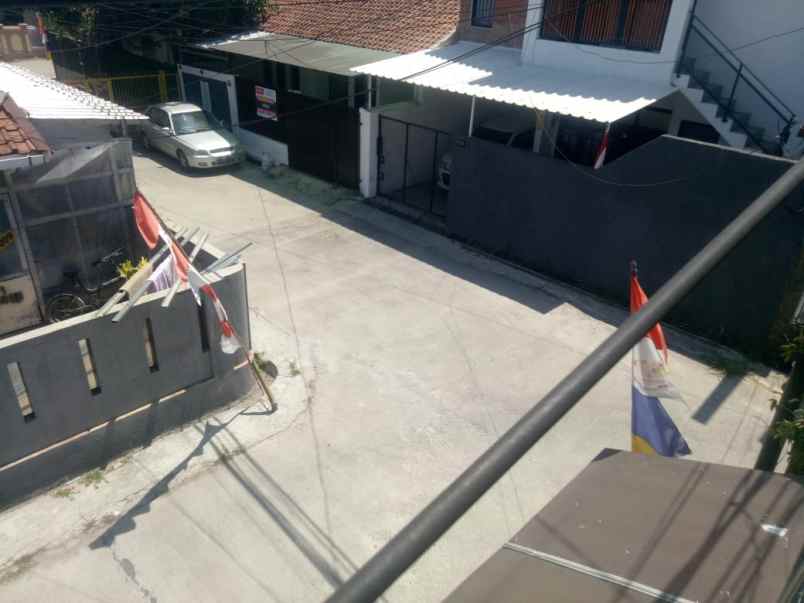 dijual rumah taman kopo indah 1