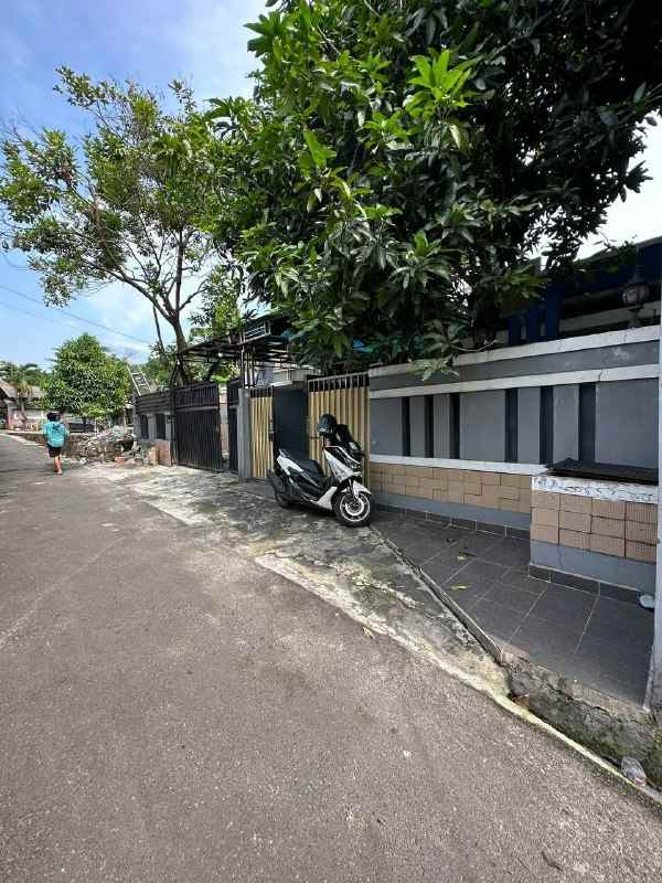 dijual rumah tanjung barat