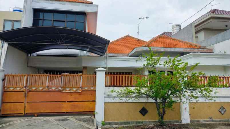 dijual rumah tenggilis barat tenggilis