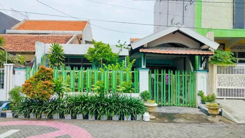 dijual rumah tenggilis mejoyo surabaya timur siap huni