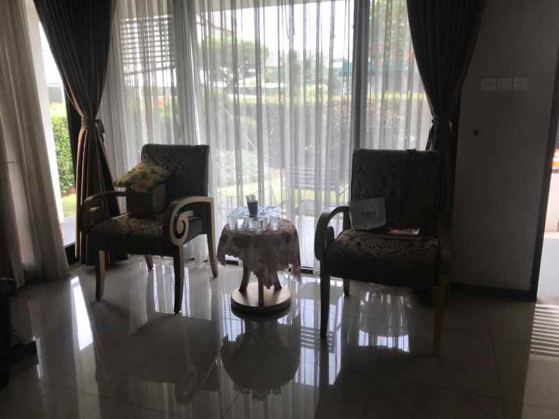 dijual rumah teras bintaro b7
