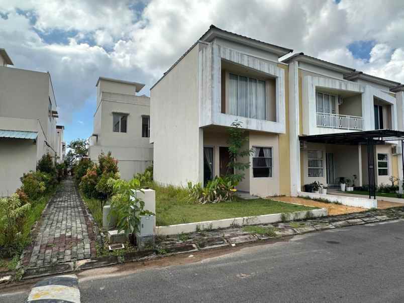 dijual rumah the monde residence