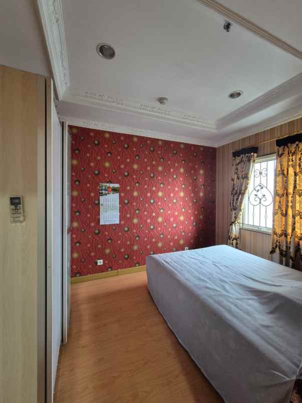 dijual rumah the villas moi kelapa gading