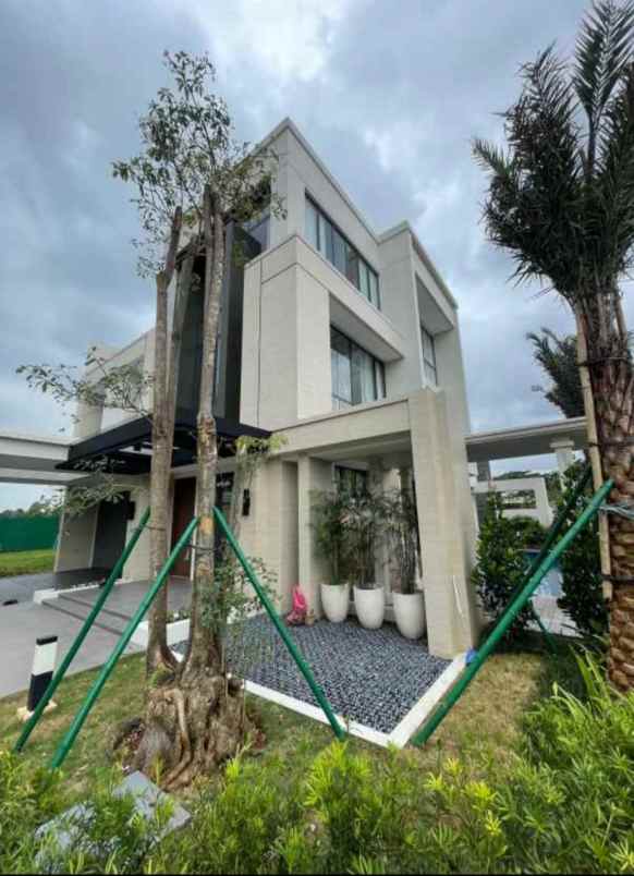 dijual rumah tresor bsd