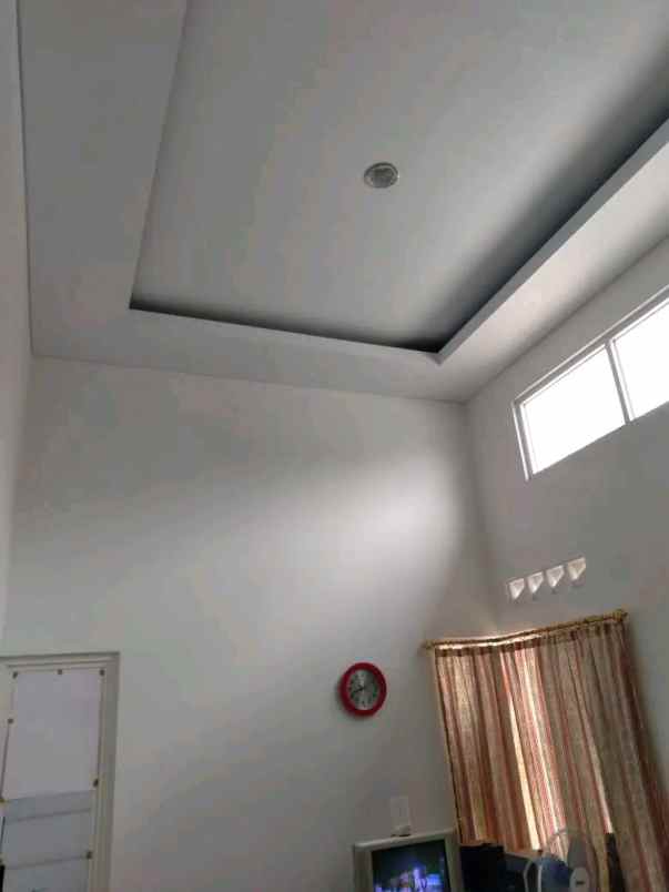 dijual rumah umy