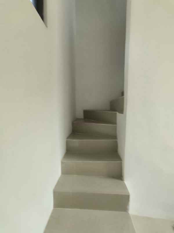 dijual rumah velvet legundi