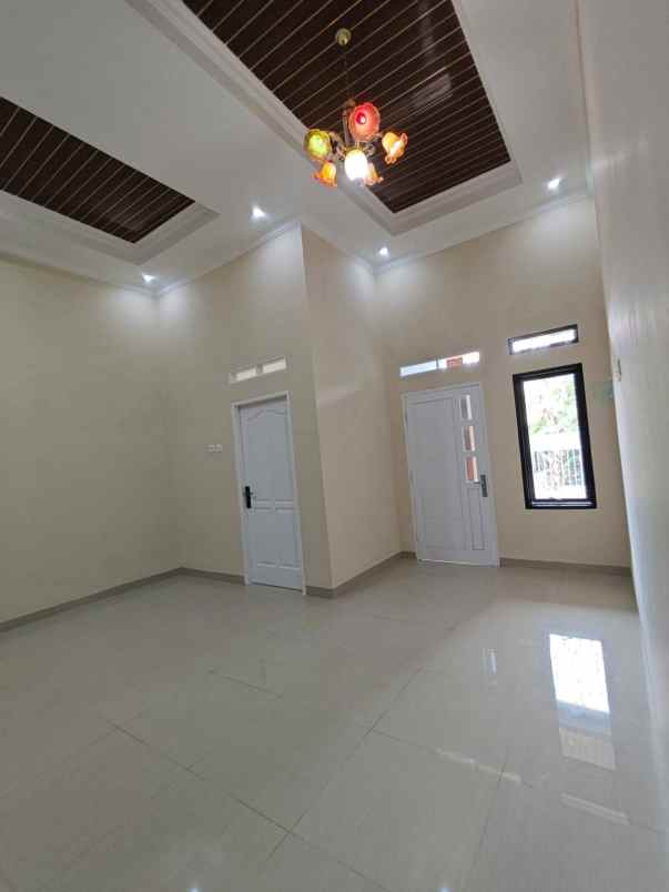dijual rumah vgh3