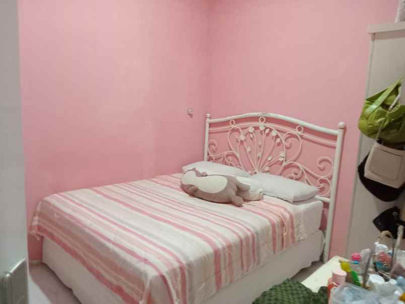 dijual rumah villa indah permai