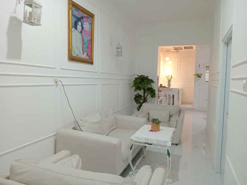 dijual rumah villa indah permai