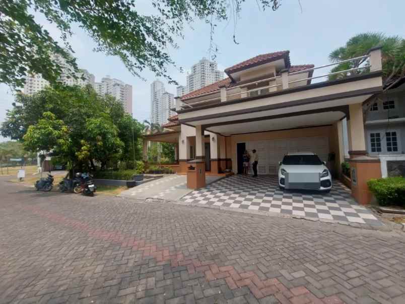 dijual rumah villa regency pakuwon indah