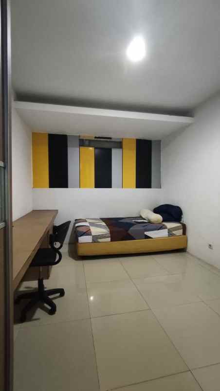 dijual rumah waterfront citraland