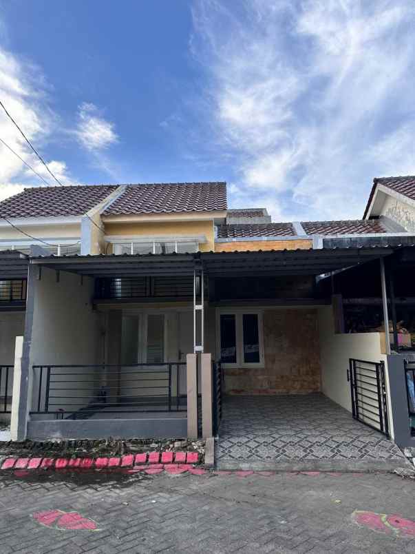 dijual rumah wonorejo