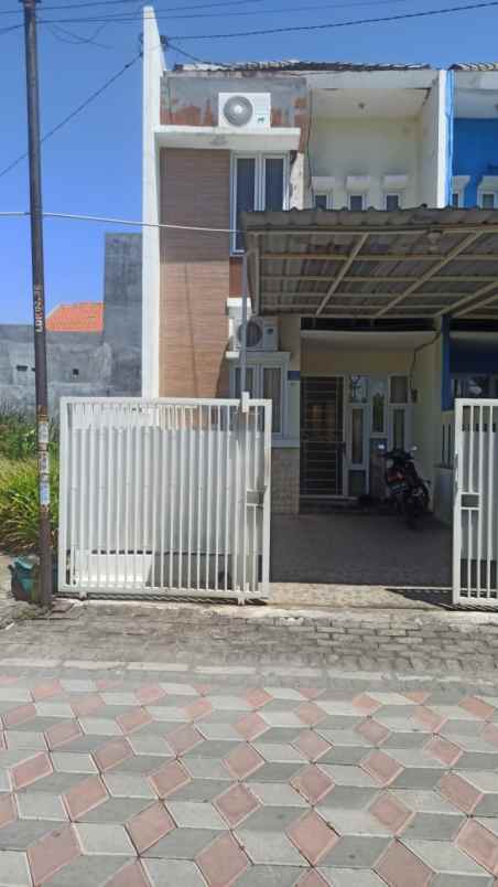 dijual rumah wonorejo selatan