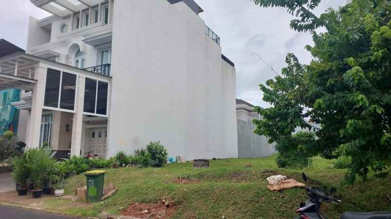 dijual tanah boulevard pondok hijau golf