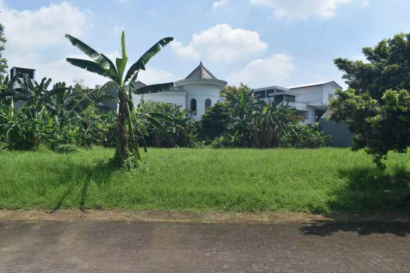 dijual tanah cluster kemang pratama regensi