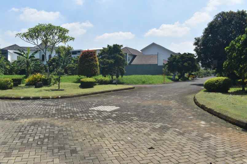 dijual tanah cluster kemang pratama regensi