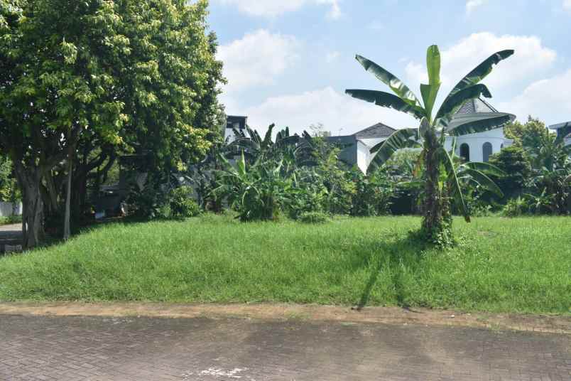 dijual tanah cluster kemang pratama regensi