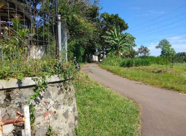 dijual tanah halimpu beber