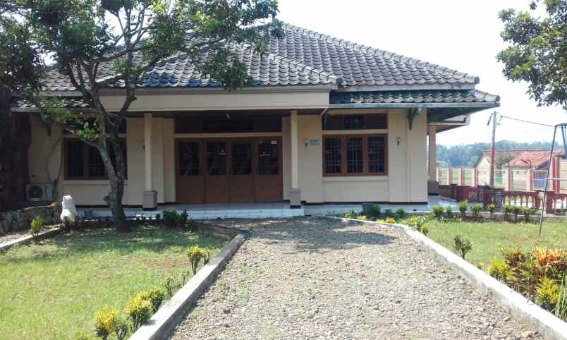 dijual tanah jalan cipetir haurwangi