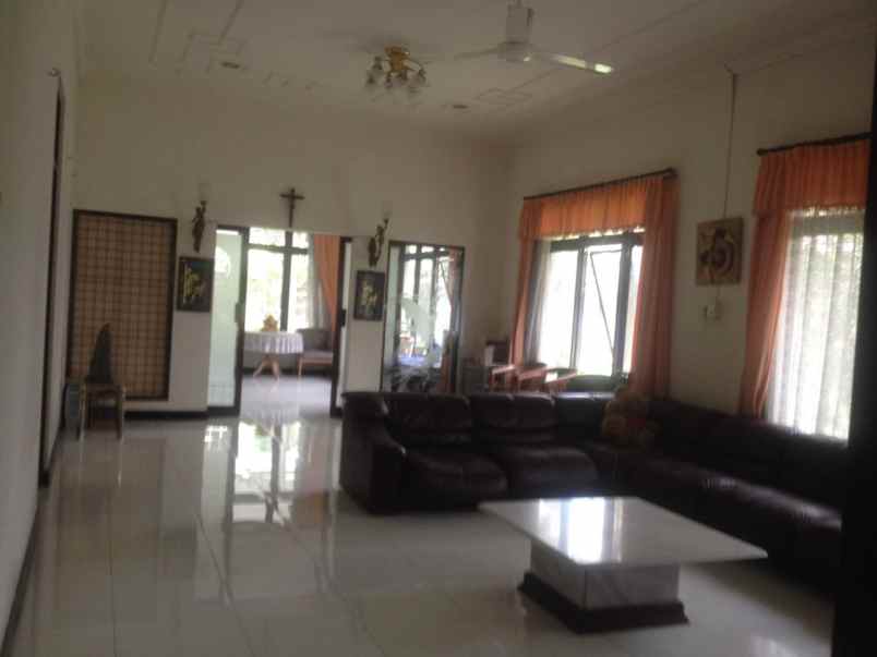 dijual tanah jalan tut harsono timoho