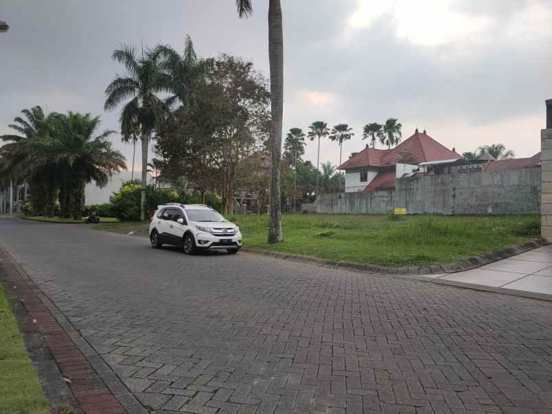 dijual tanah jl raya golf utama