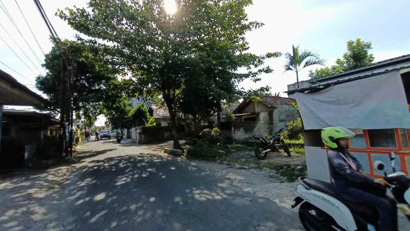 dijual tanah jl semeru 102 104 ngabean