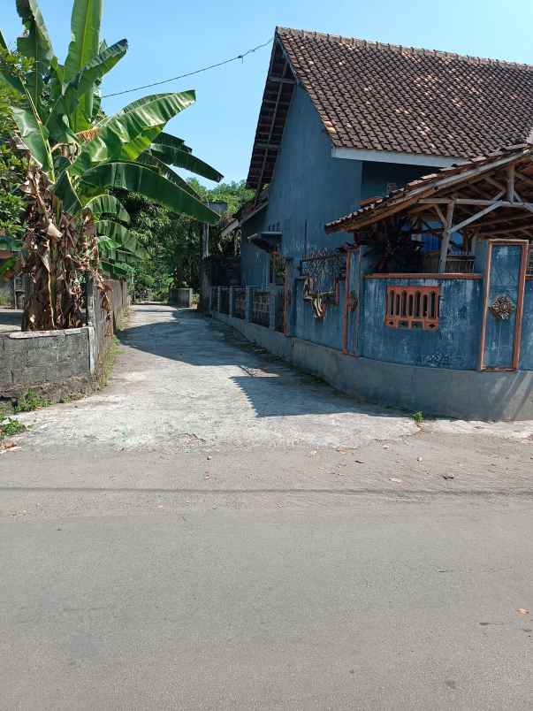 dijual tanah kokosan kec prambanan