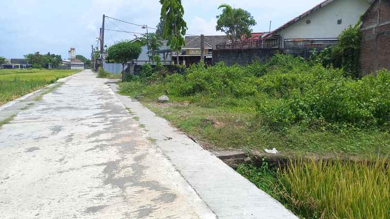 dijual tanah perenggamol balecatur kec