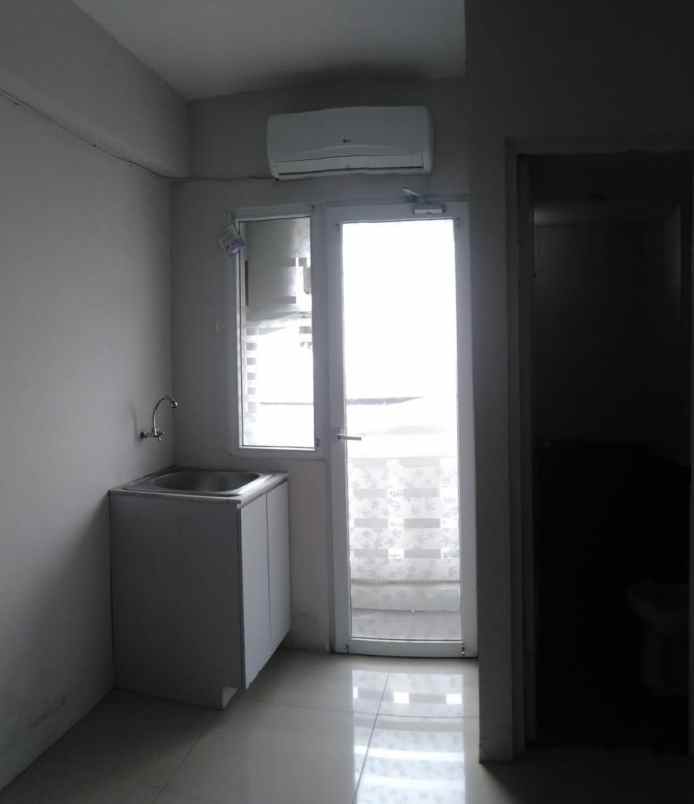 dijual unit studio kosongan green pramuka city