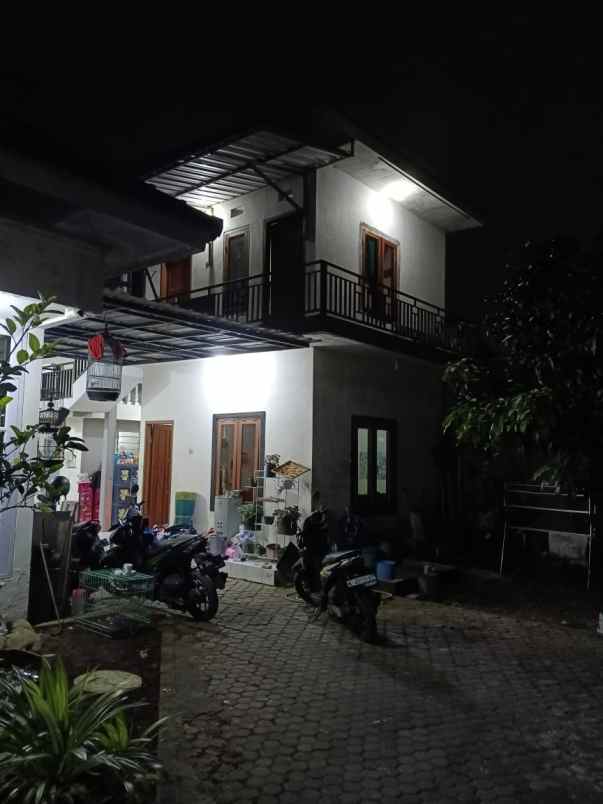 dijual villa di songgoriti batu malang