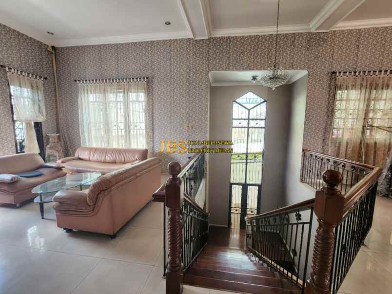 dijual villa jalan darat simp abdullah