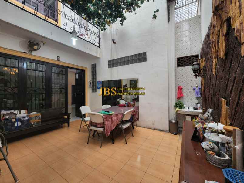 dijual villa jalan darat simp abdullah