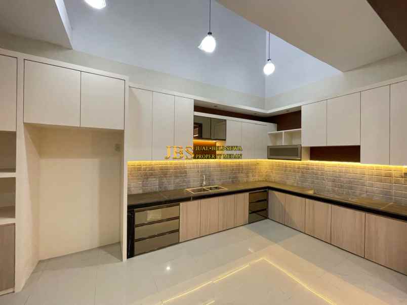 dijual villa komplek mutiara residence