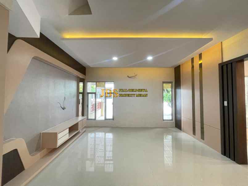 dijual villa komplek mutiara residence