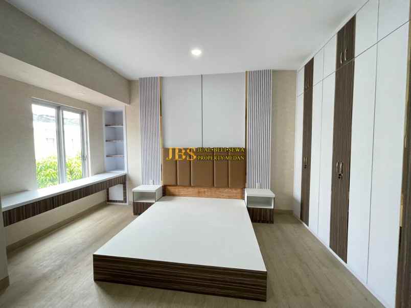 dijual villa komplek mutiara residence